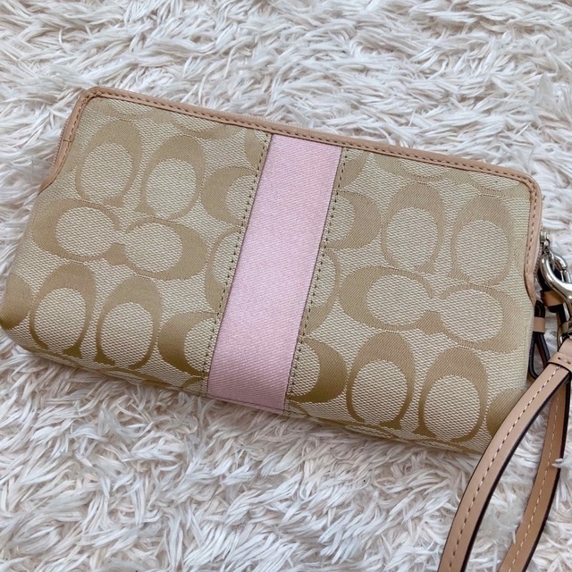 COACH(コーチ)の【美品】コーチ COACH 長財布 ポーチ ストラップ付き シグネチャー ダブル レディースのファッション小物(財布)の商品写真