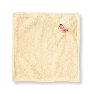 フェリシモ(FELISSIMO)のフェリシモ　おがくずに埋もれて眠るハムスターのハンカチ(タオル/バス用品)