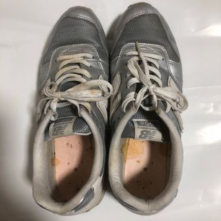 ニューバランス(New Balance)のニューバランス　シルバー　スニーカー(スニーカー)
