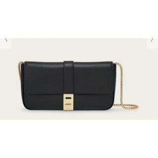フェラガモ(FERRAGAMO)の極美品 フェラガモ チェーンクラッチバッグ(ショルダーバッグ)