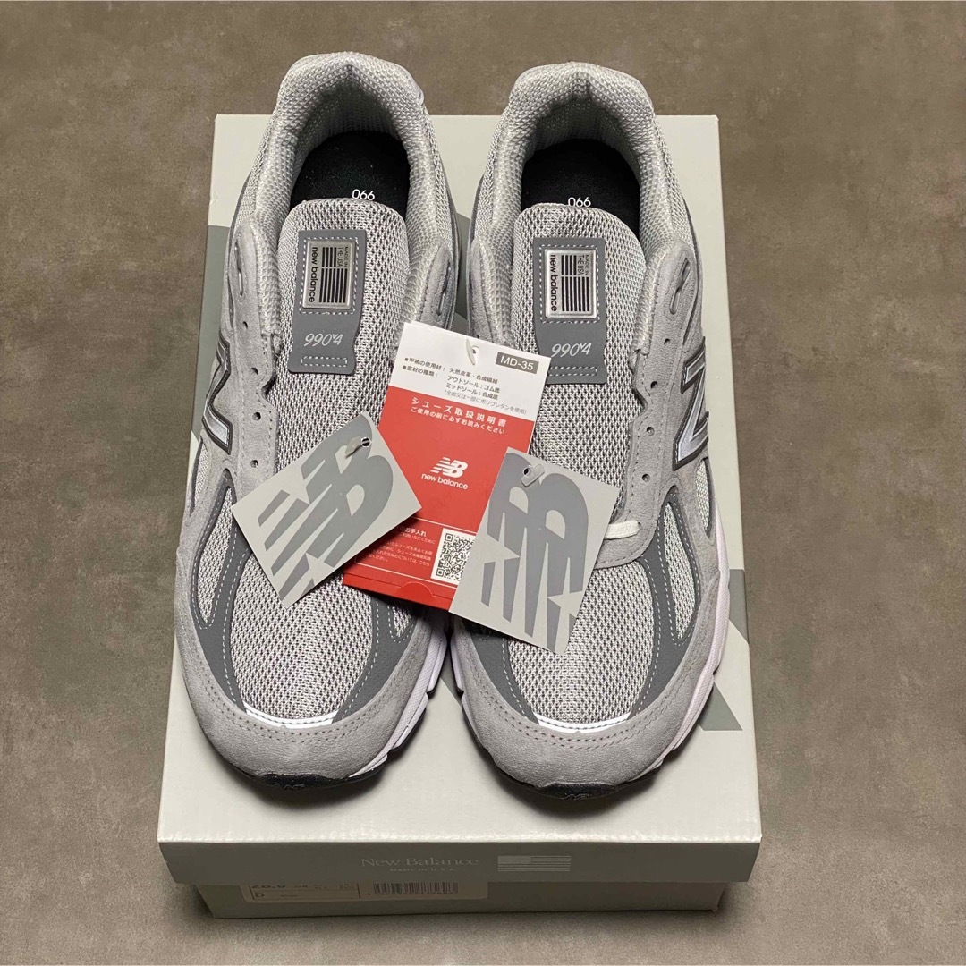 New Balance(ニューバランス)のNew Balance 990v4 Grey Silver 28 cm メンズの靴/シューズ(スニーカー)の商品写真
